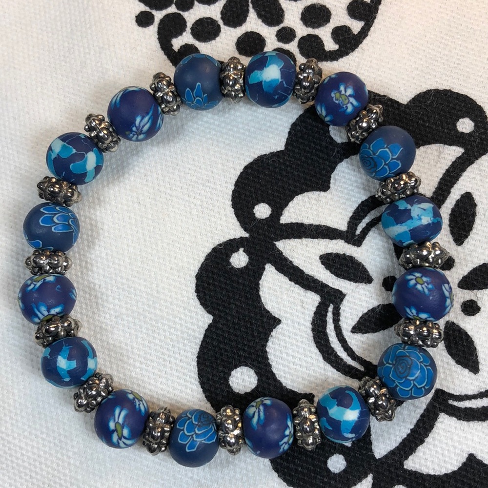 Blue & Silver Beaded Bracelet
